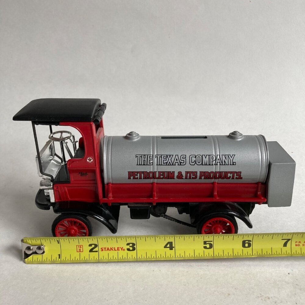 Vintage Ertl 1910 Mack Texaco Tanker Truck Diecast Coin Bank w/ KEY! - Picture 2 of 7